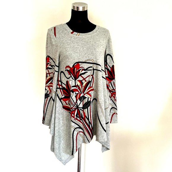 NWT Orange Fashion Village Gray Asymmetric Flower Sweater Dress Tunic S/M - Picture 3 of 9